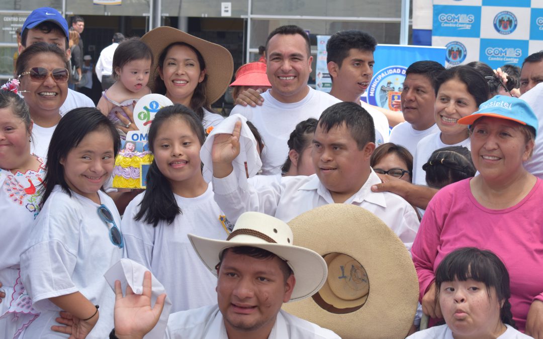 Comas, celebra el día mundial del síndrome de down, con colorida caminata