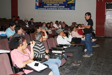 Dirigentes electos de las 14 Juntas Vecinales Zonales fueron capacitados por la Municipalidad de Comas.